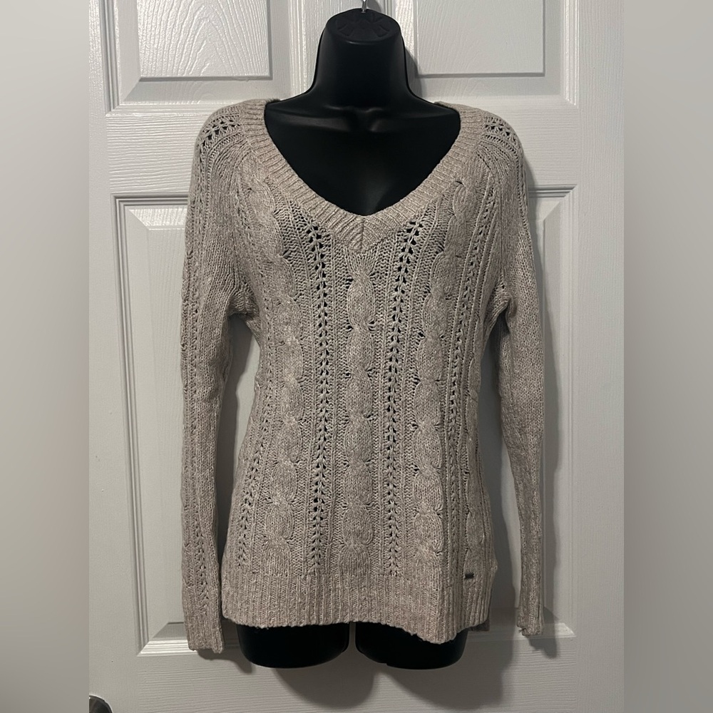 Hollister Beige Cable Knit V-Neck Sweater